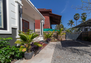 2 Bedroom Villa For Rent - Sala Kamreuk, Siem Reap thumbnail