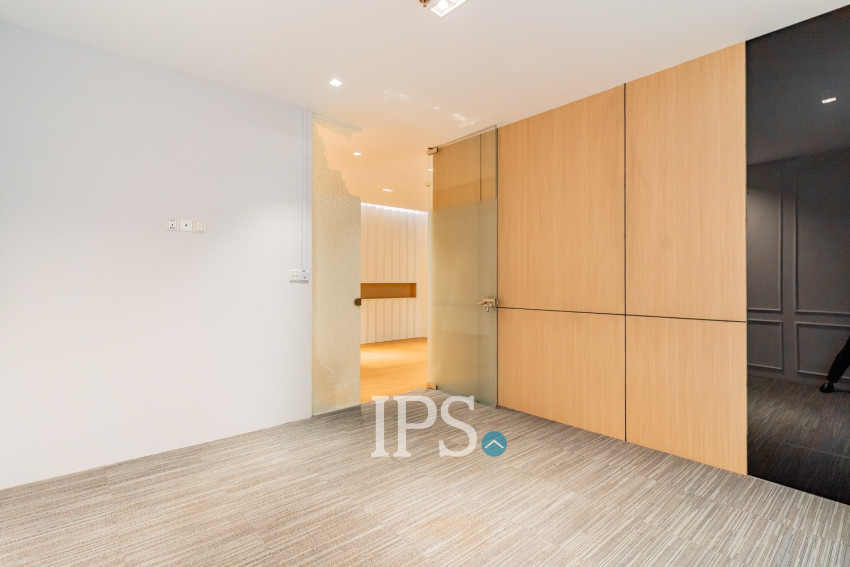 191.47 Sqm Office Space For Rent - Teuk La Ark 1, Phnom Penh