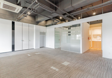 191.47 Sqm Office Space For Rent - Teuk La Ark 1, Phnom Penh thumbnail