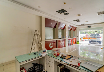 920 Sqm Commercial Building For Rent - Boeng Salang, PhnomPenh thumbnail