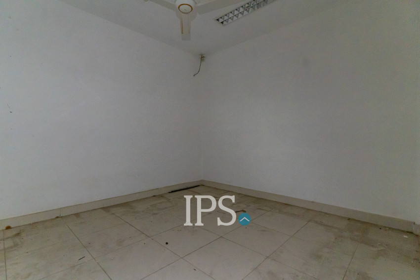 920 Sqm Commercial Building For Rent - Boeng Salang, PhnomPenh