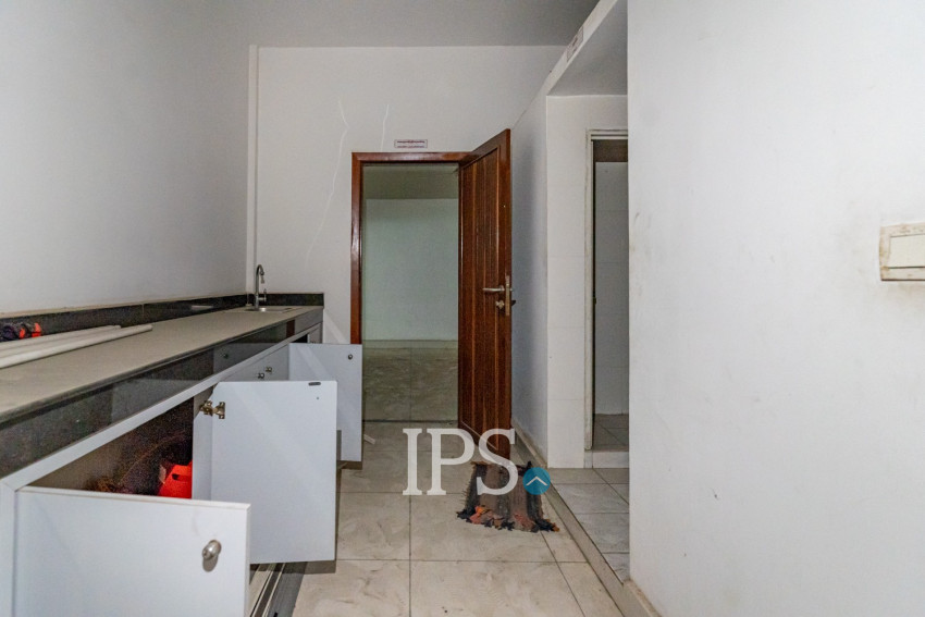 920 Sqm Commercial Building For Rent - Boeng Salang, PhnomPenh