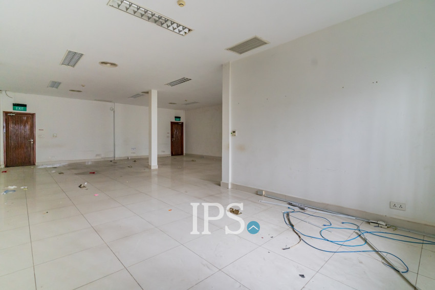 920 Sqm Commercial Building For Rent - Boeng Salang, PhnomPenh