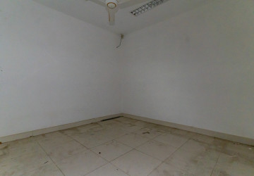 920 Sqm Commercial Building For Rent - Boeng Salang, PhnomPenh thumbnail