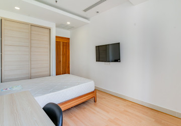 2 Bedroom Condo For Rent - Aura Condominium, Beoung Raing, Phnom Penh thumbnail