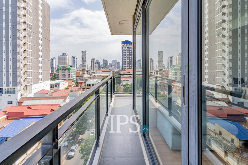 2 Bedroom Condo For Rent - Aura Condominium, Beoung Raing, Phnom Penh