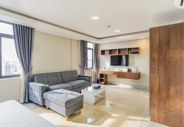 2 Bedroom Penthouse Serviced Apartment For Rent - BKK2, Phnom Penh thumbnail