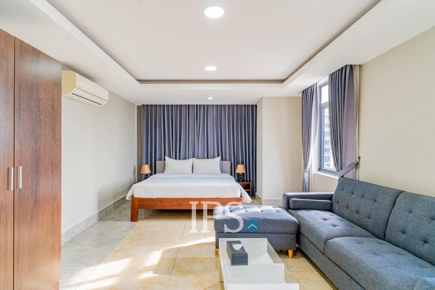 2 Bedroom Penthouse Serviced Apartment For Rent - BKK2, Phnom Penh