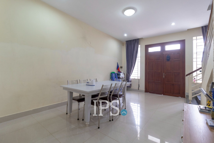3 Bedroom Shophouse For Rent - Svay Dangkum, Siem Reap