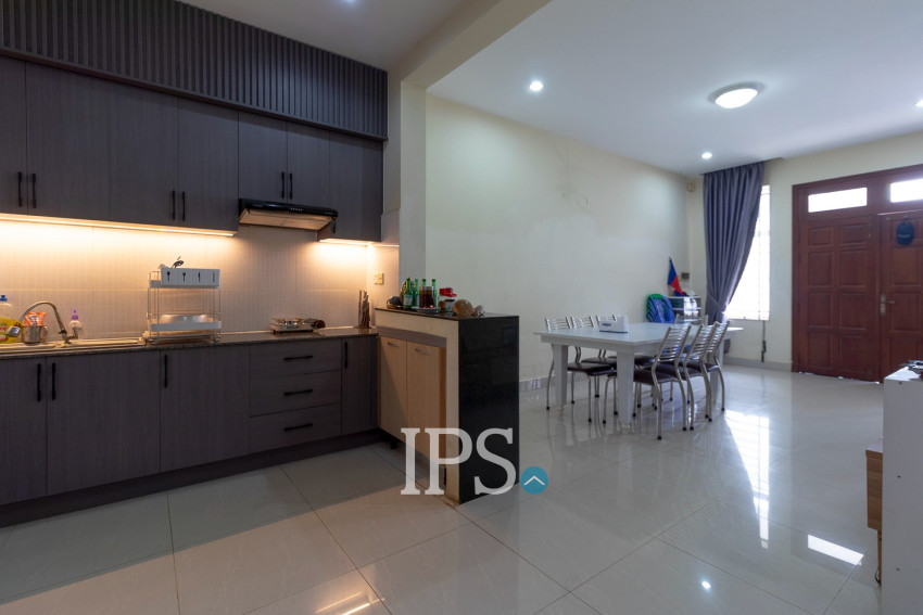 3 Bedroom Shophouse For Rent - Svay Dangkum, Siem Reap