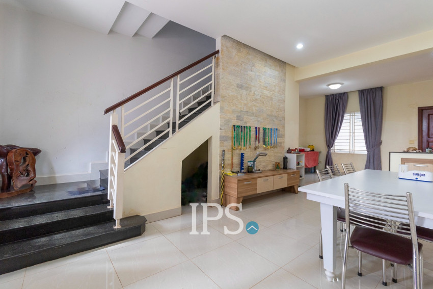 3 Bedroom Shophouse For Sale - Svay Dangkum, Siem Reap