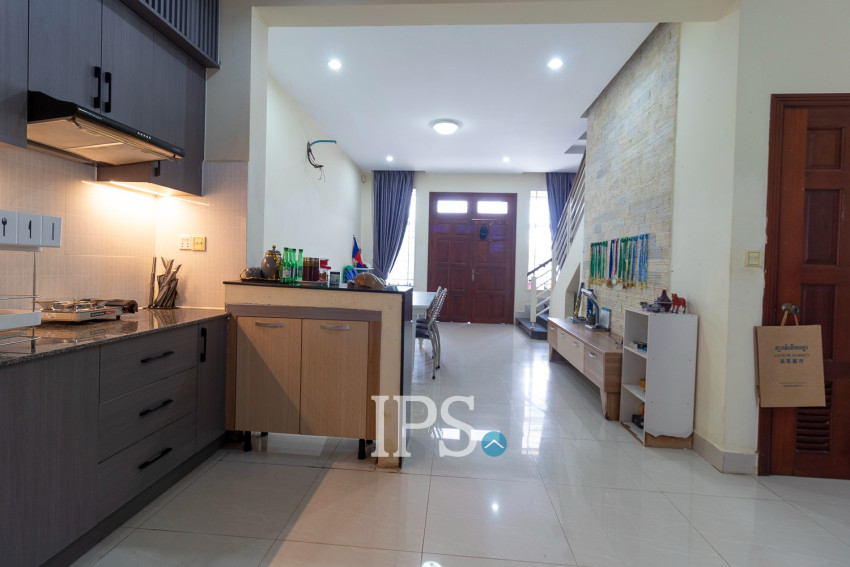 3 Bedroom Shophouse For Sale - Svay Dangkum, Siem Reap