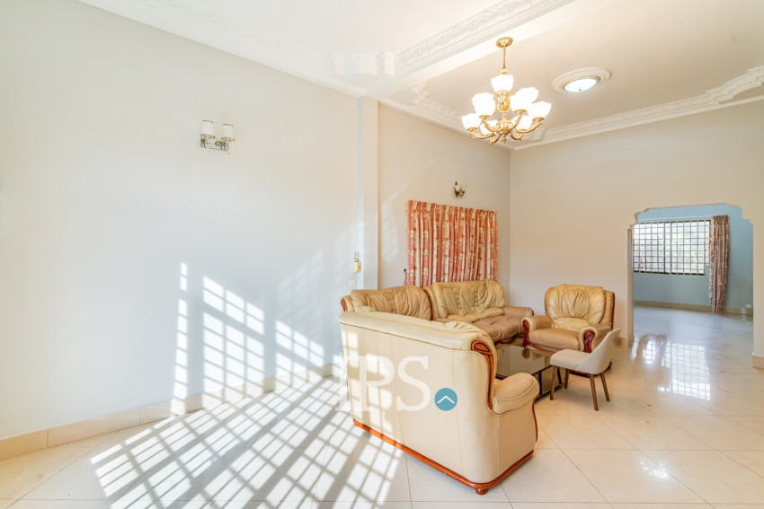 4 Bedroom Shophouse For Rent - Tonle Bassac, Phnom Penh