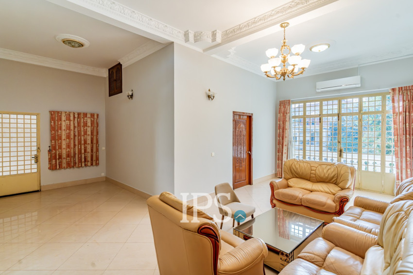 4 Bedroom Shophouse For Rent - Tonle Bassac, Phnom Penh