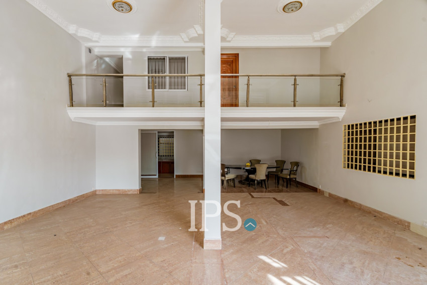 4 Bedroom Shophouse For Rent - Tonle Bassac, Phnom Penh