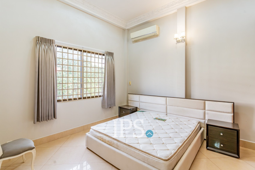 4 Bedroom Shophouse For Rent - Tonle Bassac, Phnom Penh
