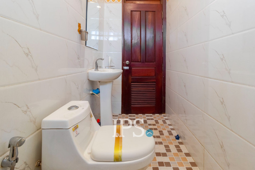 ផ្ទះ 2 បន្ទប់គេង សម្រាប់ជួល - ស្លក្រាម, ក្រុងសៀមរាប