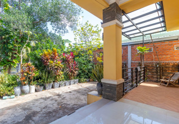 2 Bedroom House For Rent - Slor Kram, Siem Reap thumbnail