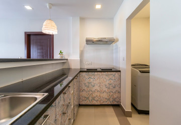 2 Bedroom Apartment For Rent - Slor Kram, Siem Reap thumbnail