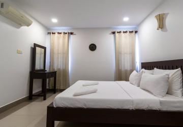 2 Bedroom Apartment For Rent - Slor Kram, Siem Reap thumbnail