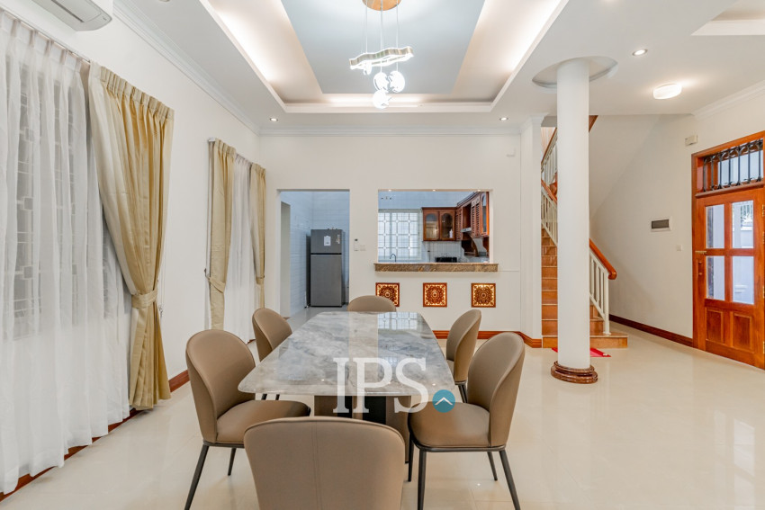 3 Bedroom Villa For Rent - Bassac Garden, Tonle Bassac, Phnom Penh