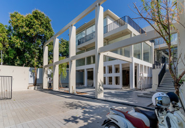 83 Sqm Office Space For Rent - Boeung Kak 1, Phnom Penh thumbnail