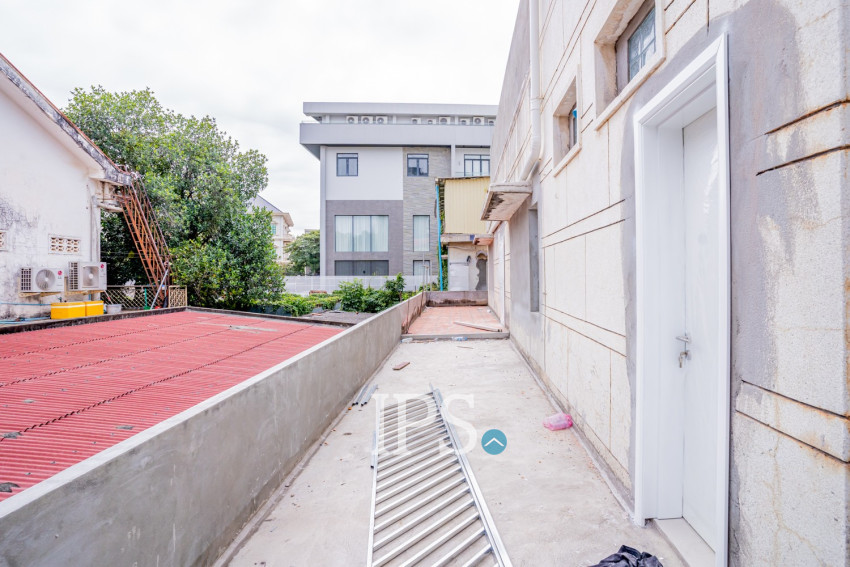 77 Sqm Office Space For Rent - Boeung Kak 1, Phnom Penh