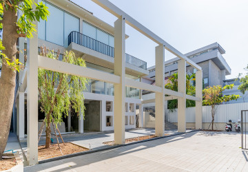 77 Sqm Office Space For Rent - Boeung Kak 1, Phnom Penh thumbnail