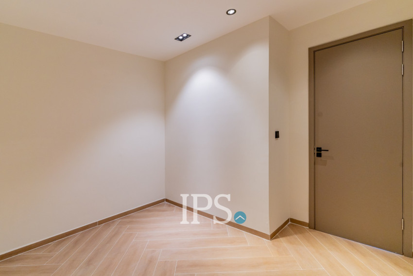 3 Bedroom Condo For Sale - Type X Time Square 5 Condominium - BKK1, Phnom Penh