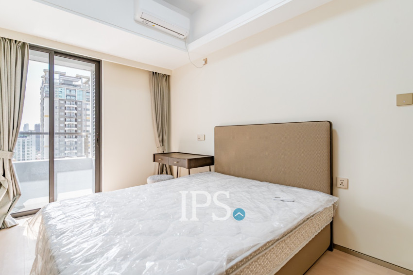 1 Bedroom Condo For Rent - Le Conde, BKK1, Phnom Penh