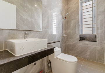 4 Bedroom Villa For Sale - Borey ML Green Land, Rolous, Phnom Penh thumbnail