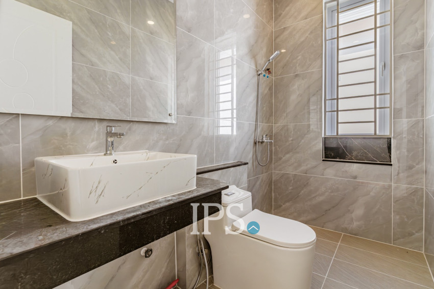 4 Bedroom Villa For Sale - Borey ML Green Land, Rolous, Phnom Penh