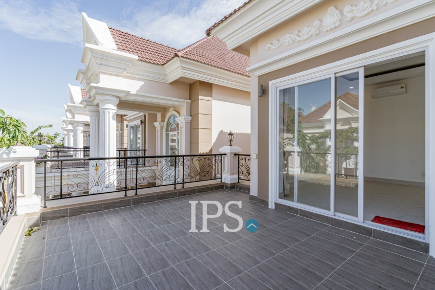 4 Bedroom Villa For Sale - Borey ML Green Land, Rolous, Phnom Penh