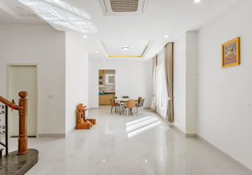 4 Bedroom Villa For Sale - Borey ML Green Land, Rolous, Phnom Penh thumbnail