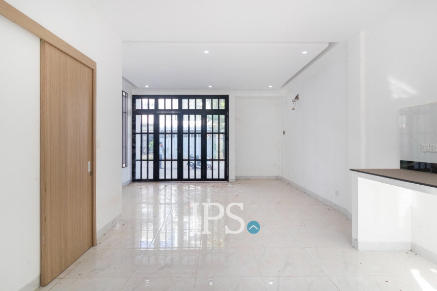 3 Bedroom Flat For Rent - Sala Kamreuk, Siem Reap