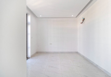 3 Bedroom Flat For Rent - Sala Kamreuk, Siem Reap thumbnail