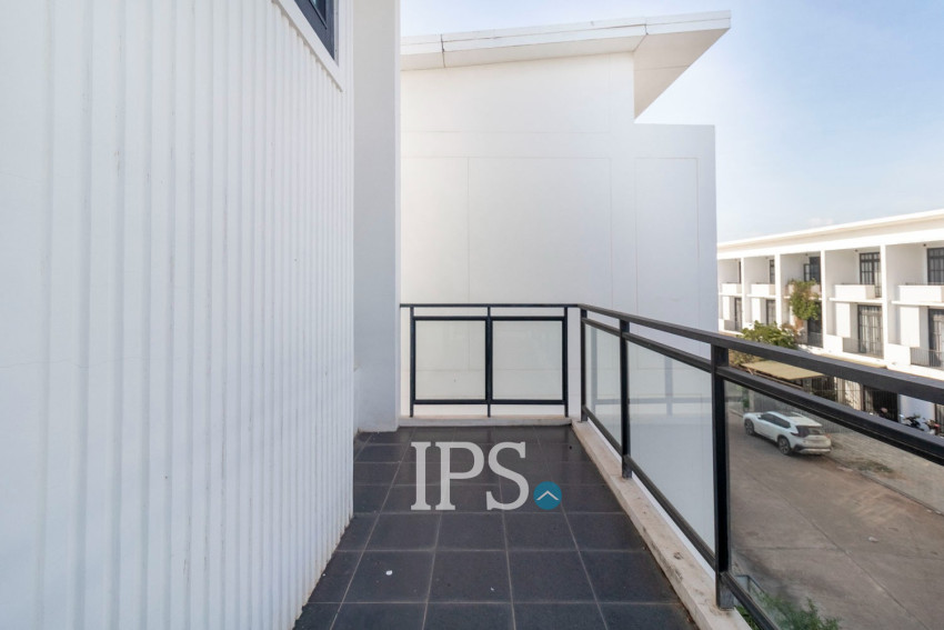 3 Bedroom Flat For Rent - Sala Kamreuk, Siem Reap