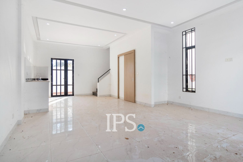 3 Bedroom Flat For Rent - Sala Kamreuk, Siem Reap