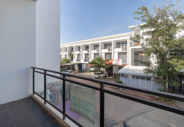 3 Bedroom Flat For Rent - Sala Kamreuk, Siem Reap thumbnail