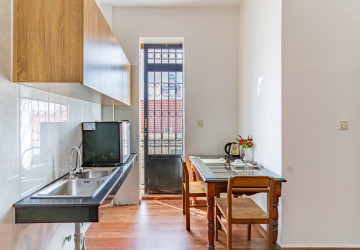 1 Bedroom Apartment For Rent - Toul Tum Poung 1, Phnom Penh thumbnail