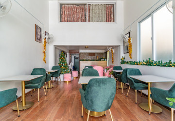 1 Bedroom Apartment For Rent - Toul Tum Poung 1, Phnom Penh thumbnail