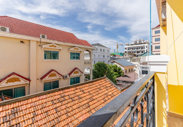 45 Sqm Studio Apartment For Rent - Toul Tum Poung 1, Phnom Penh thumbnail