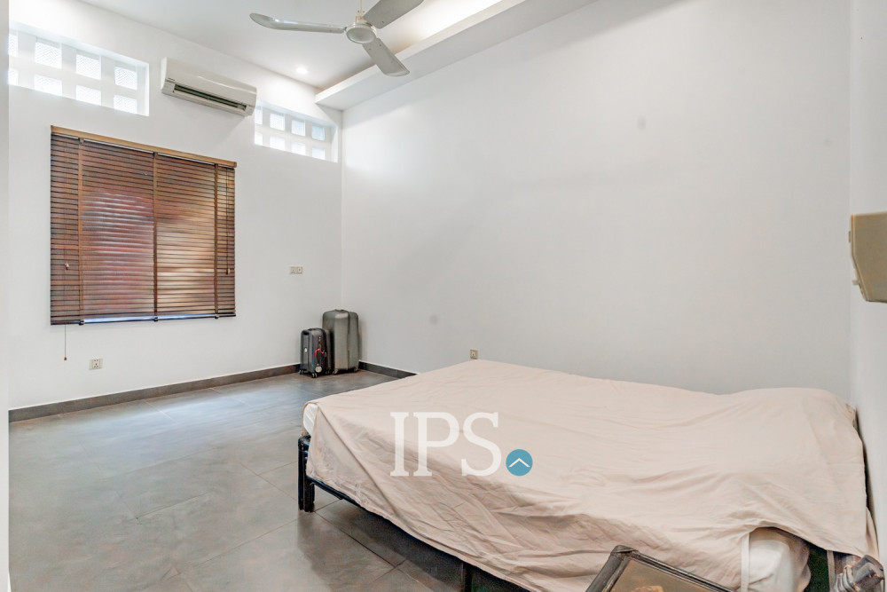 Renovated 3 Bedroom Apartment For Rent - Phsar Kandal 2, Phnom Penh - Image 10 Renovated 3 Bedroom Apartment For Rent - Phsar Kandal 2, Phnom Penh - Image 10