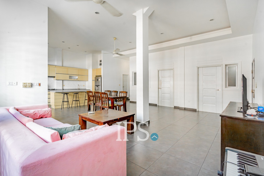 Renovated 3 Bedroom Apartment For Rent - Phsar Kandal 2, Phnom Penh