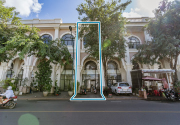 4 Bedroom Shophouse For Sale - PH The Star Diamond, Chak Angrae Krom, Phnom Penh thumbnail