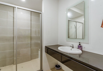 4 Bedroom Shophouse For Sale - PH The Star Diamond, Chak Angrae Krom, Phnom Penh thumbnail