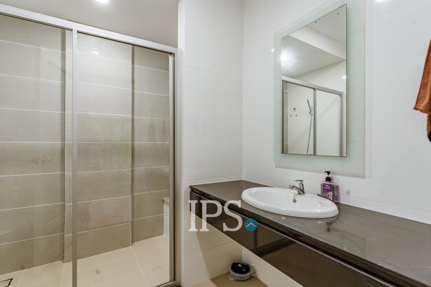 4 Bedroom Shophouse For Sale - PH The Star Diamond, Chak Angrae Krom, Phnom Penh