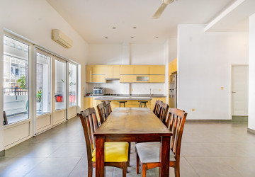 Renovated 3 Bedroom Apartment For Sale - Phsar Kandal 2, Phnom Penh thumbnail