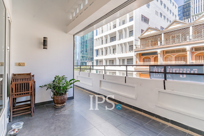 Renovated 3 Bedroom Apartment For Sale - Phsar Kandal 2, Phnom Penh
