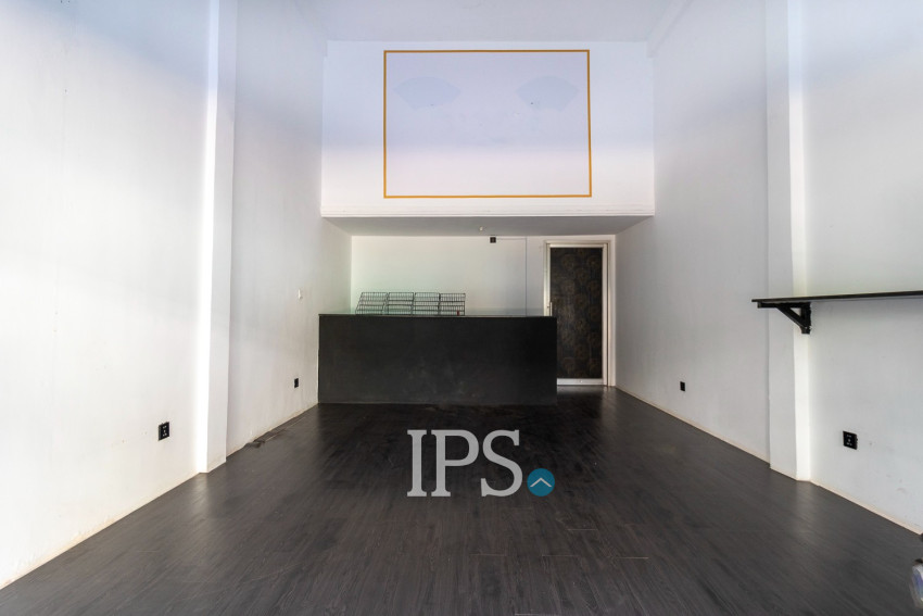 3 Bedroom Shophouse For Rent - Svay Dankum, Siem Reap